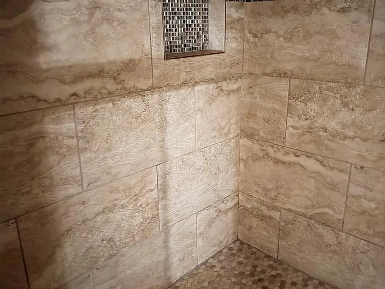 2118 Marot Dr — Photo 2