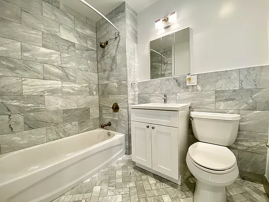 Rented by Compass | media 41