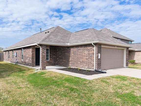 2nd image of 926 Ember Wood Ct