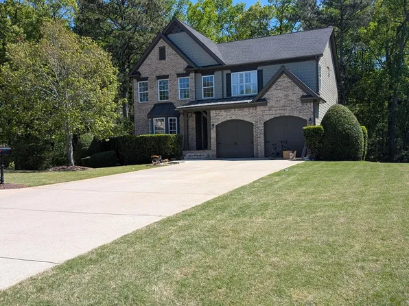 3355 E Gate Dr, Cumming, GA 30041