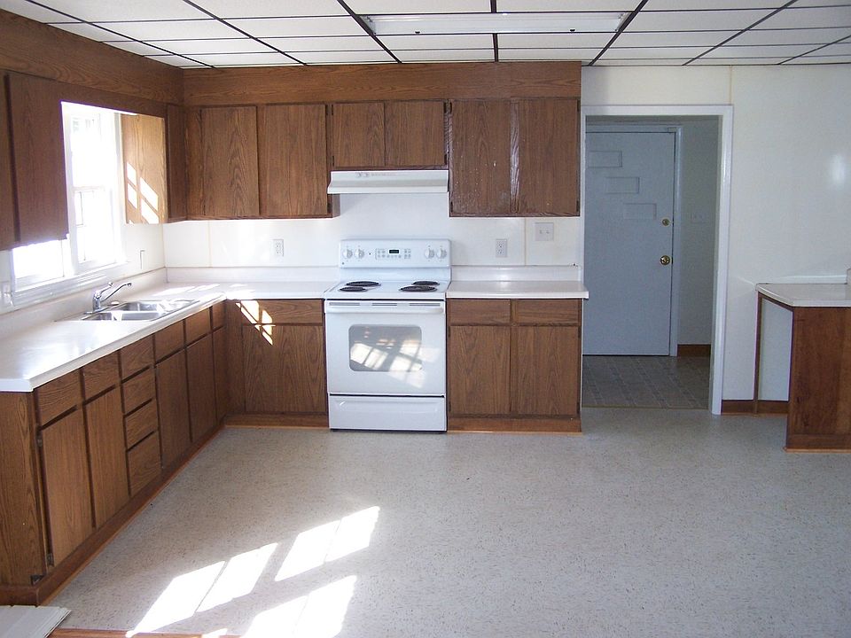 2nd image of 1728 Peachtree St