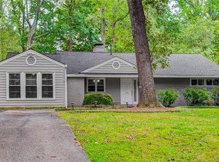 106 Woodbourne Rd, Greensboro, NC 27410