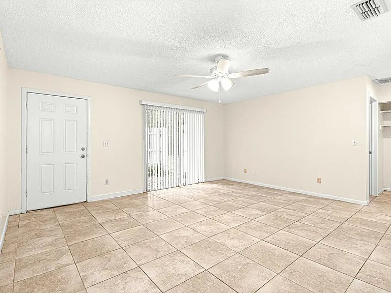 1765 SW 107th Ln — Photo 7