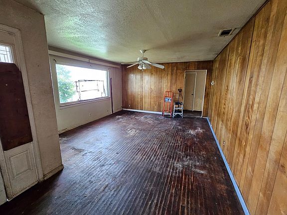 4th image of 1013 Taft Street