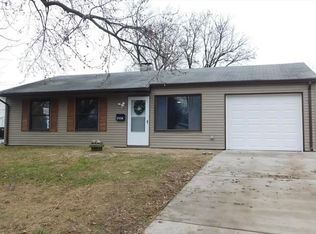 861 Saint Cletus Dr, Cahokia, IL 62206