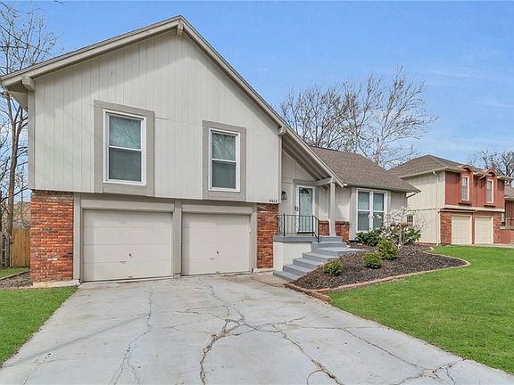 3rd image of 9912 Taylor Dr