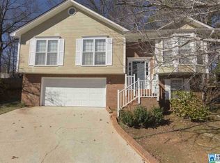 2222 Williamsburg Dr, Pelham, AL 35124