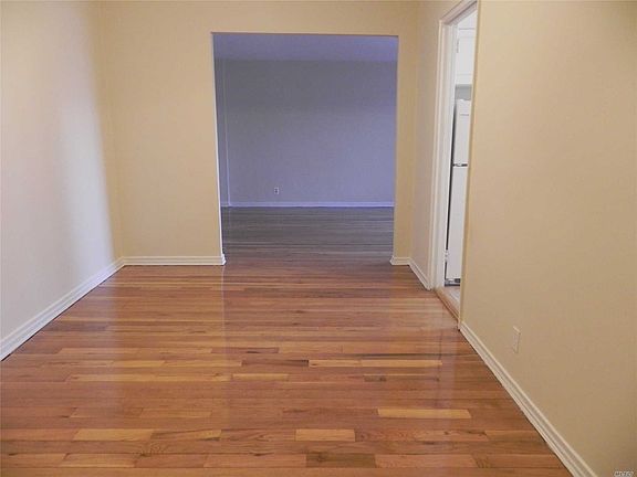 2nd image of 21 Schenck Ave APT 1CE