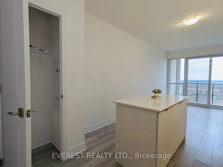 36 Elm Dr W #2409 — Photo 6
