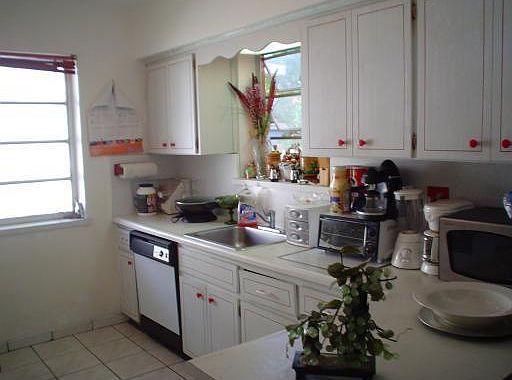 5th image of 765 NE 144th St