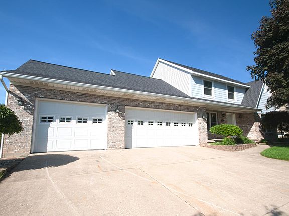 3rd image of 2237 Stowevalley Dr SE
