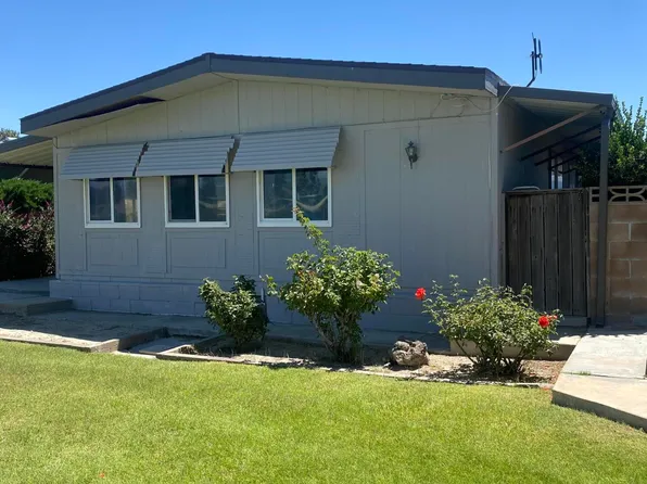48303 20th St W Spc 26, Lancaster, CA 93534