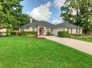 12256 Lake Fern Dr E, Jacksonville, FL 32258