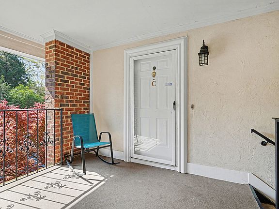 4th image of 4019 Cranford Dr APT C