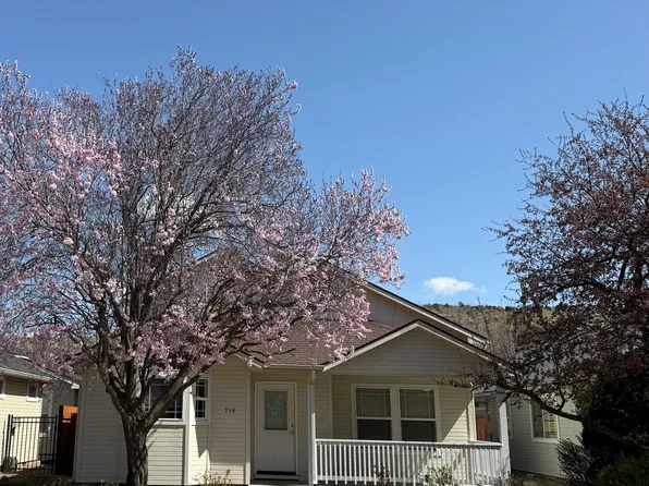 750 S Granite Way, Boise, ID 83712