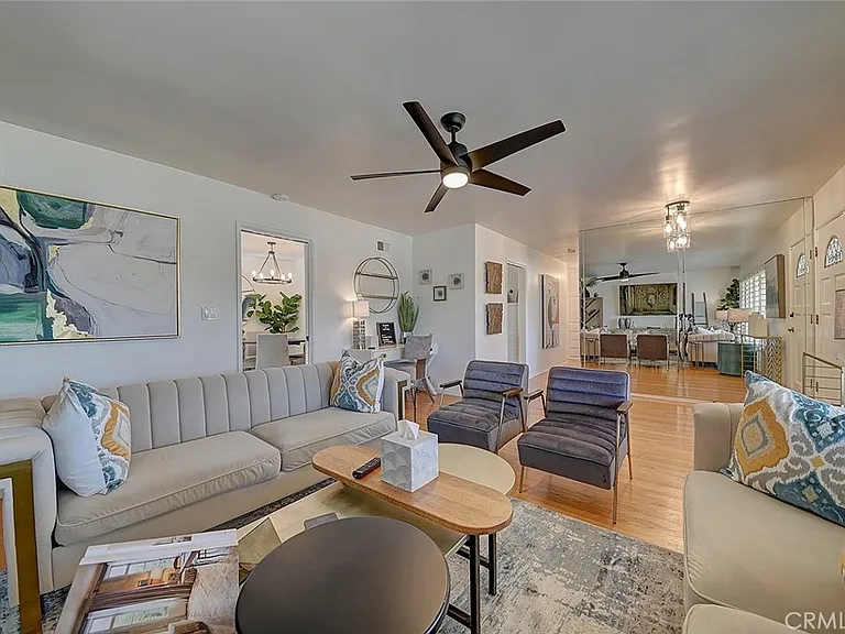 444 N Shattuck Pl — Photo 31