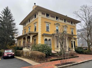 24 Inman St #1, Cambridge, MA 02139