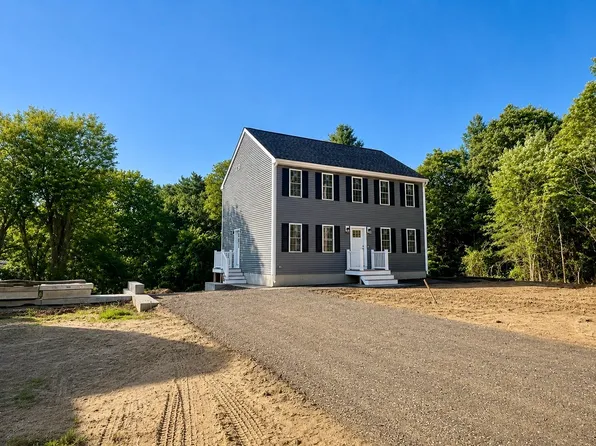 5 Sand St, Middleboro, MA 02346