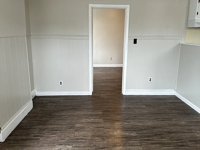 72 W Main St #1 — Photo 1