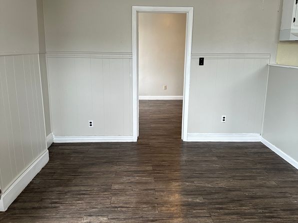 72 W Main St APT 1