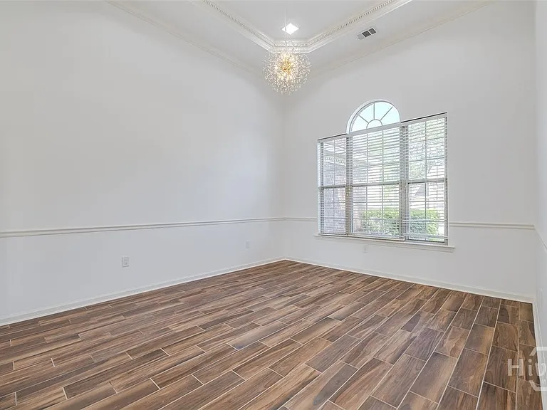 108 Village Lake Dr — Photo 7