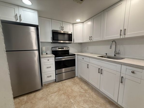 399 Brittany Ave #I