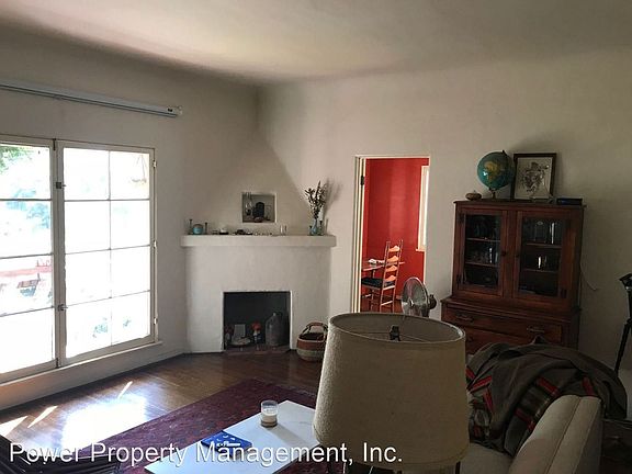 4th image of 941 1/2 N Vendome St #8876930