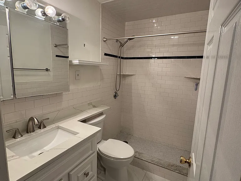 113 Fulton St #2 — Photo 10