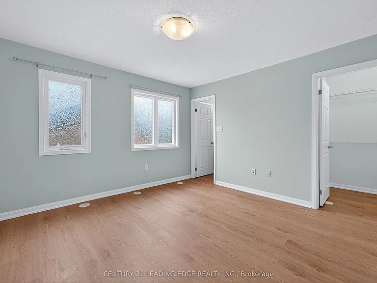 64 Ferguson St — Photo 25