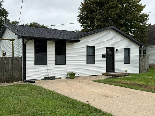 1st image of 315 W Williams St