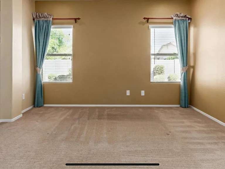 386 W Lyle Ave — Photo 11