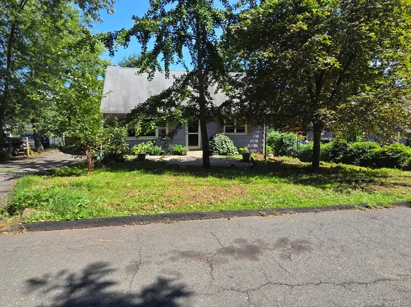 225 S Harrison Avenue, Congers, NY 10920