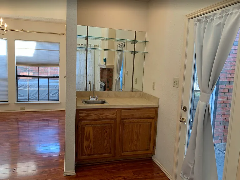 2711 Cherlin Pl — Photo 8