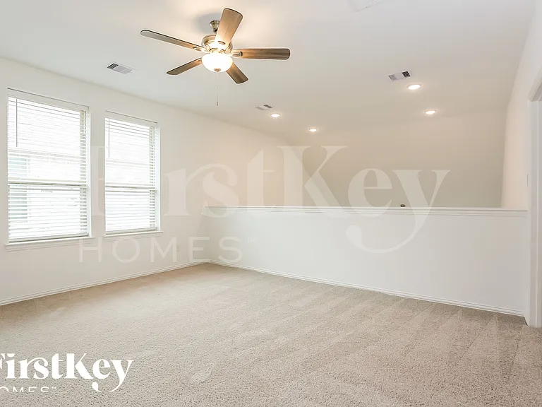 10539 Dolce Ln — Photo 9