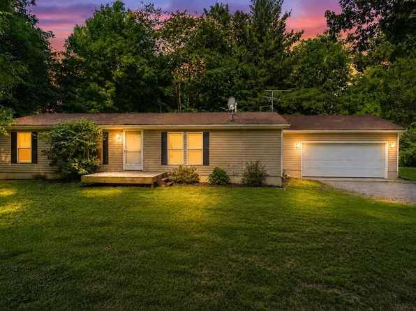 15955 24th Ave, Marne, MI 49435