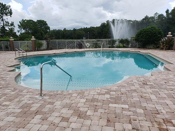3rd image of 14013 Fairway Island Dr APT 432