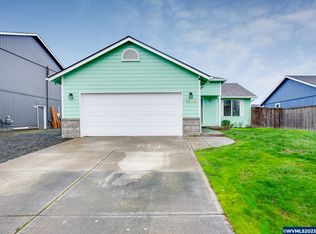 1208 S 7th St, Independence, OR 97351