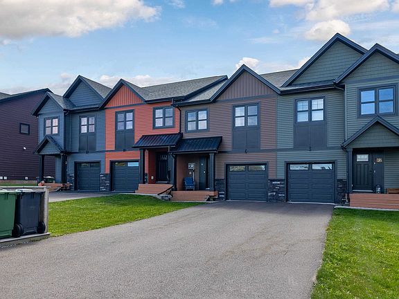 2nd image of 84 Enderis Ln W