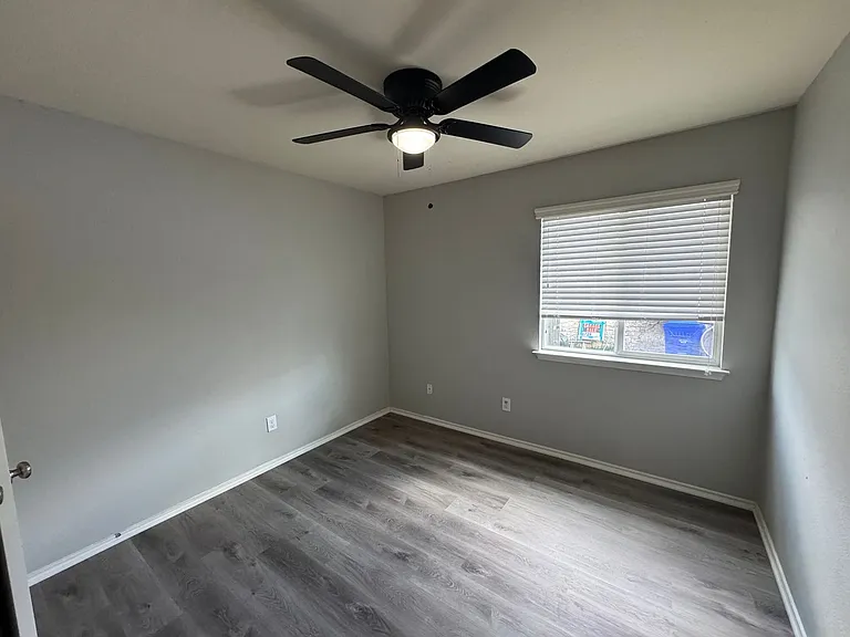 6725 Cold Water Dr — Photo 9