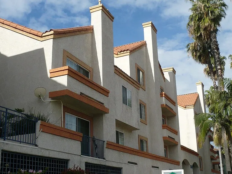 Palm Terrace — Photo 3