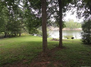 617 Catawba Ave #B, Davidson, NC 28036