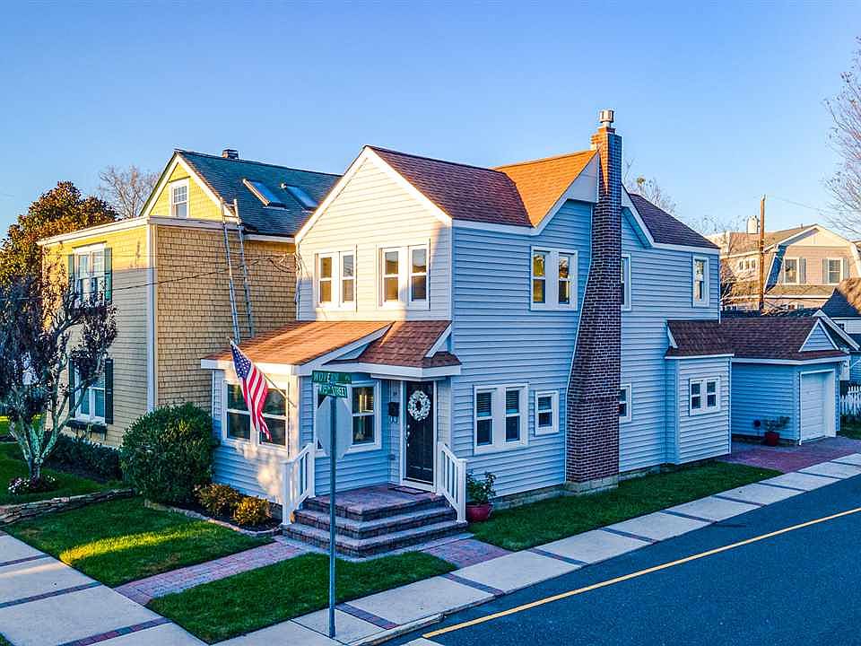 1st image of 39 W 15th St