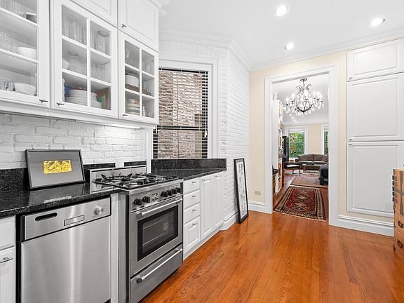 5th image of 78 Charles St APT 3W
