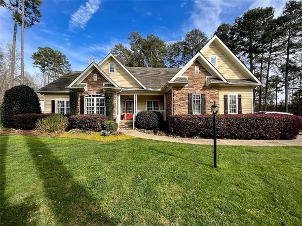 201 Pine Plantation Trl, Seneca, SC 29672