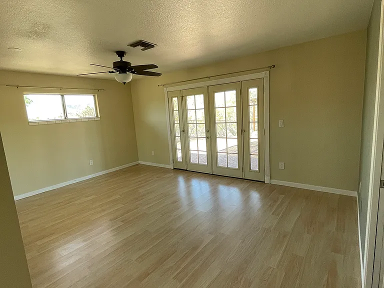 8526 Old Vine Rd — Photo 10