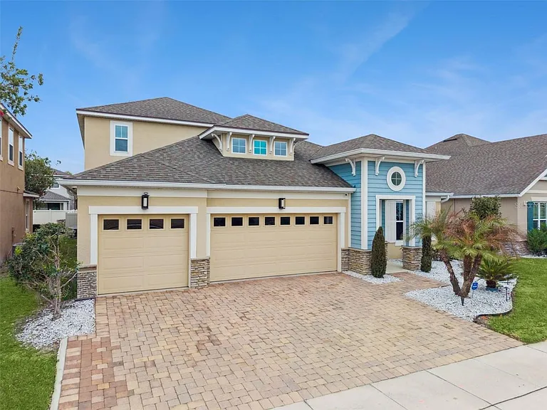 2683 Amati Dr — Photo 24