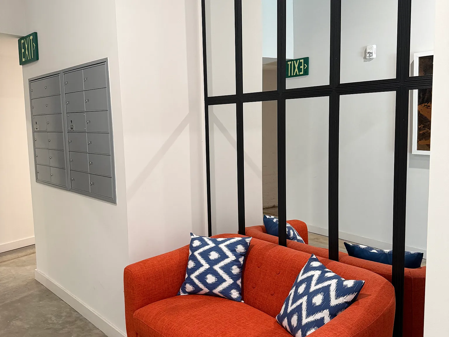 2 bed, 1100 sqft, $1,900 — Photo 4