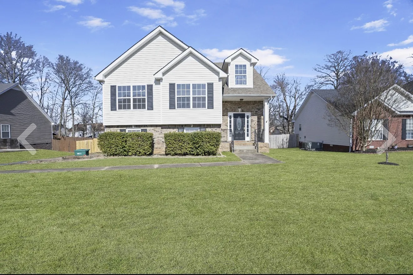3139 Holly Point photo 1