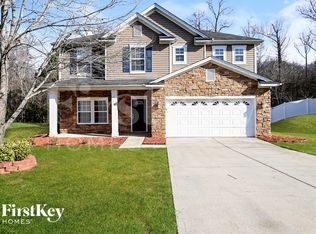 5330 Talus Trace Ln, Charlotte, NC 28215