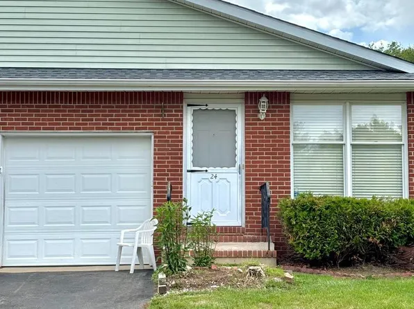 24 Magnolia Rd, Manahawkin, NJ 08050